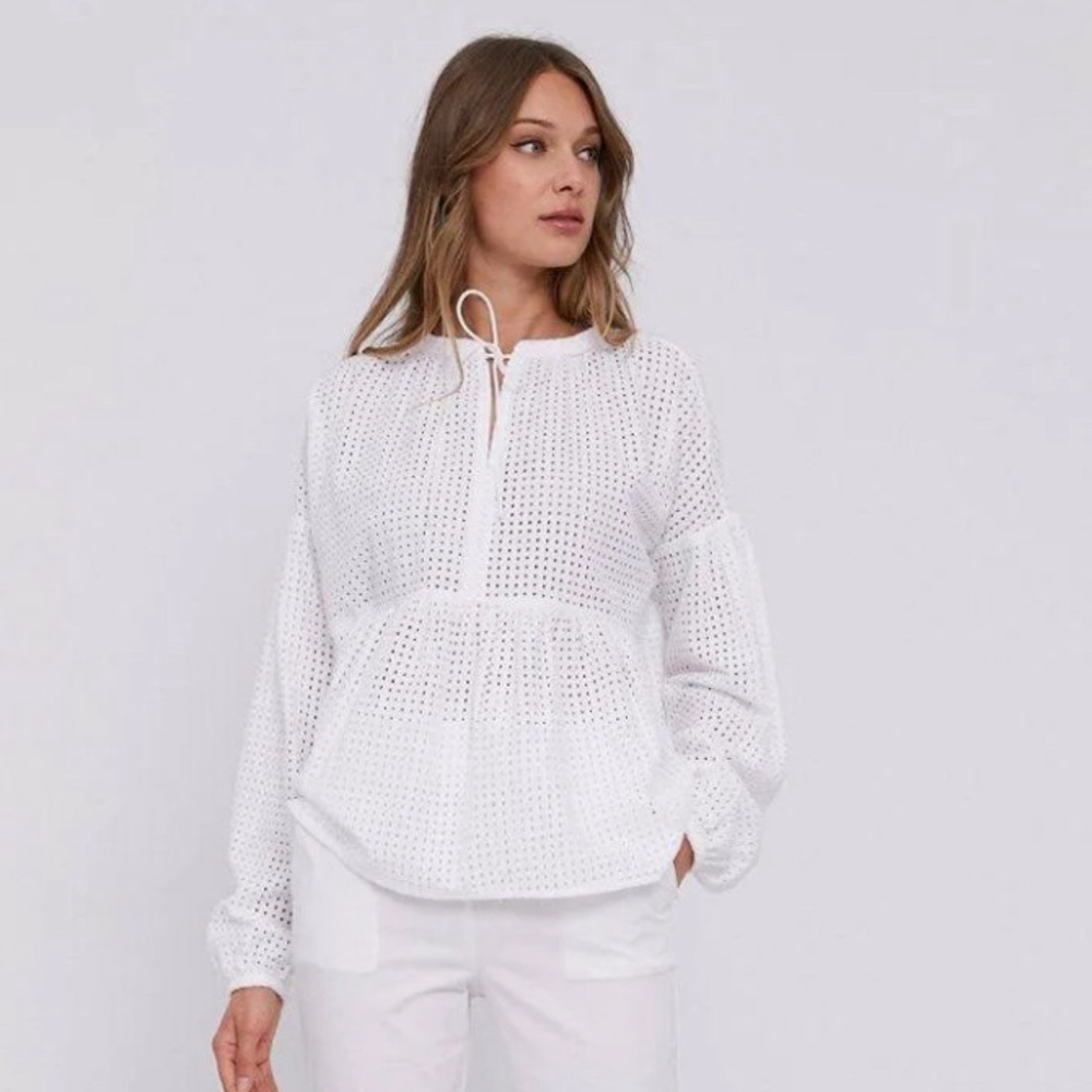 SAMSOE SAMSOE Royasine Organic Cotton Eyelit Blouse / White / XS/S / Summer